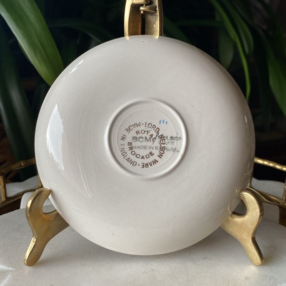 1930’s Brocade Chintz Lord Nelson Ware Demitasse English Teacup and Saucer Set - Picture 10 of 11